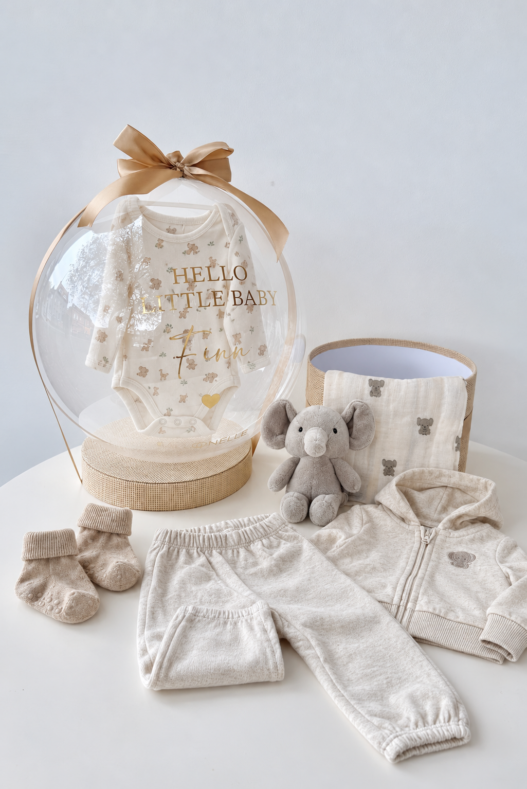 Ballon Baby-Geschenkset Personalisiert 8-teilig Baumwollstrick Safari