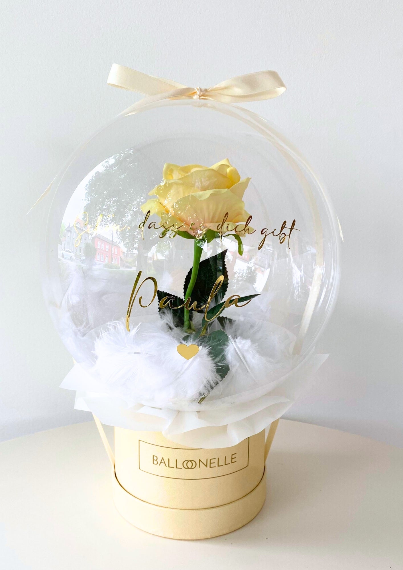 Ballon Flowerbox Personalisiert in butter yellow