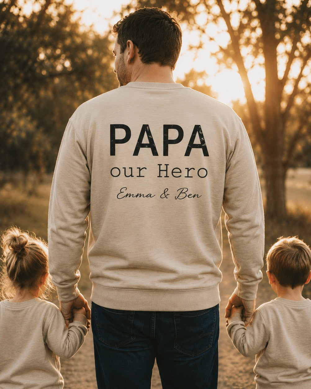 Personalisiertes Sweatshirt PAPA zum Vatertag