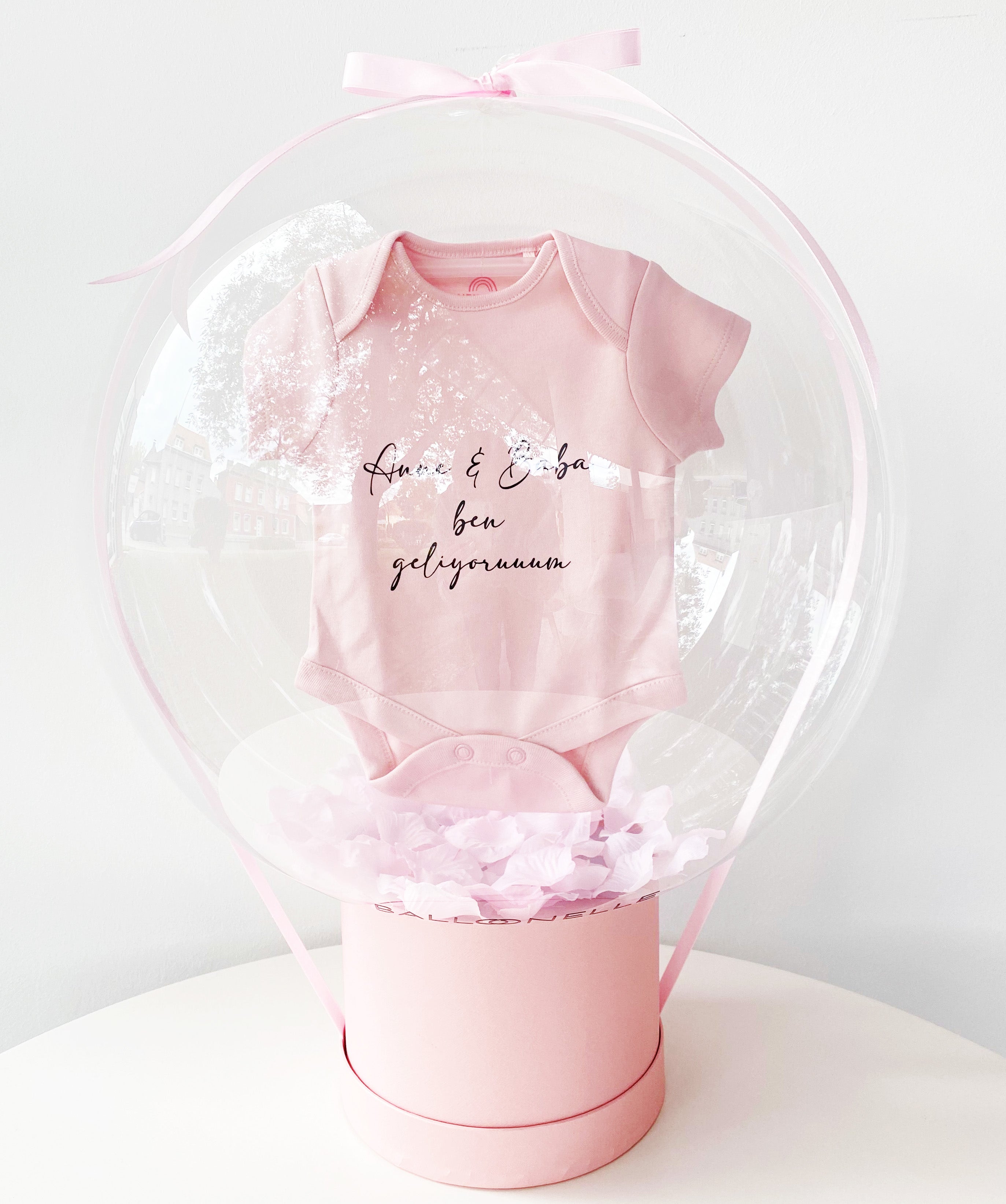 Babybody Geschenk Ballon Personalisiert