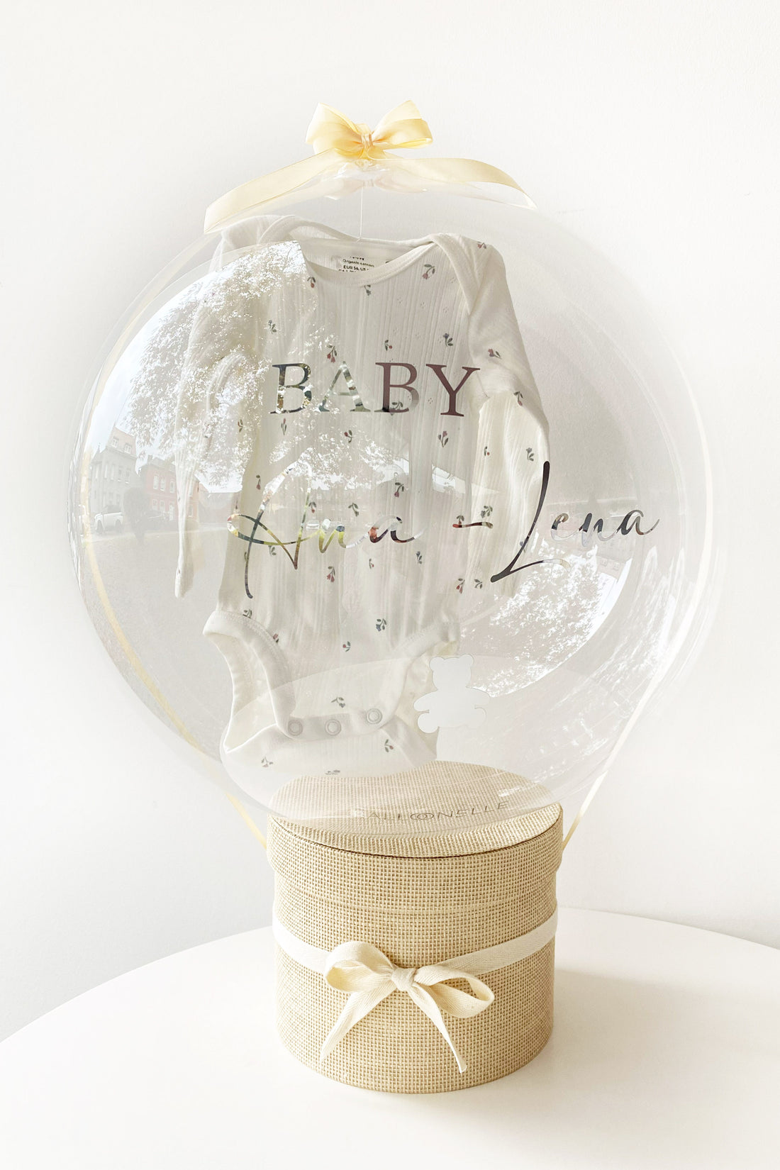 Ballon Baby-Geschenkset Personalisiert 7-teilig Weiß/Geblümt