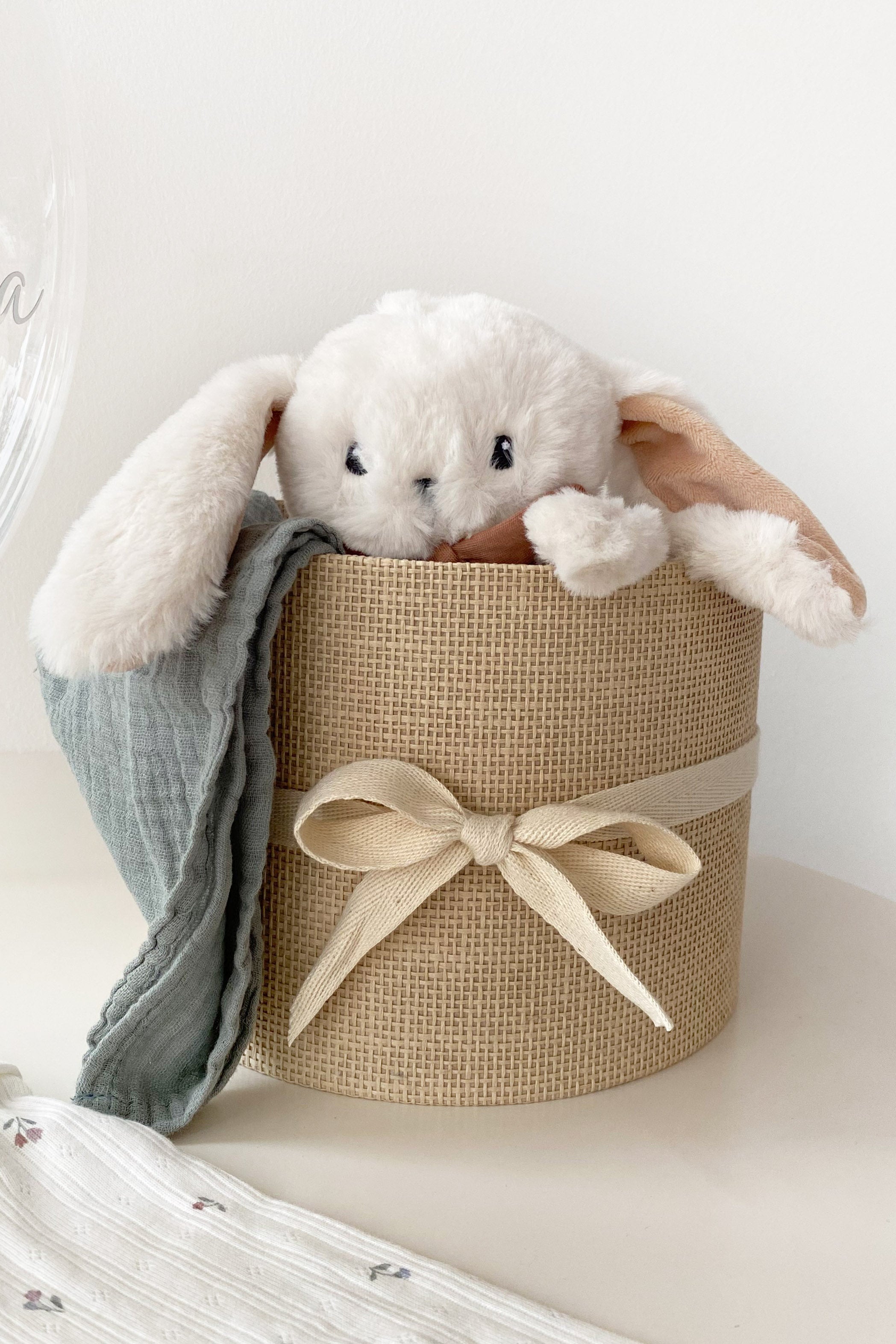 Ballon Baby-Geschenkset Personalisiert 7-teilig Weiß/Geblümt