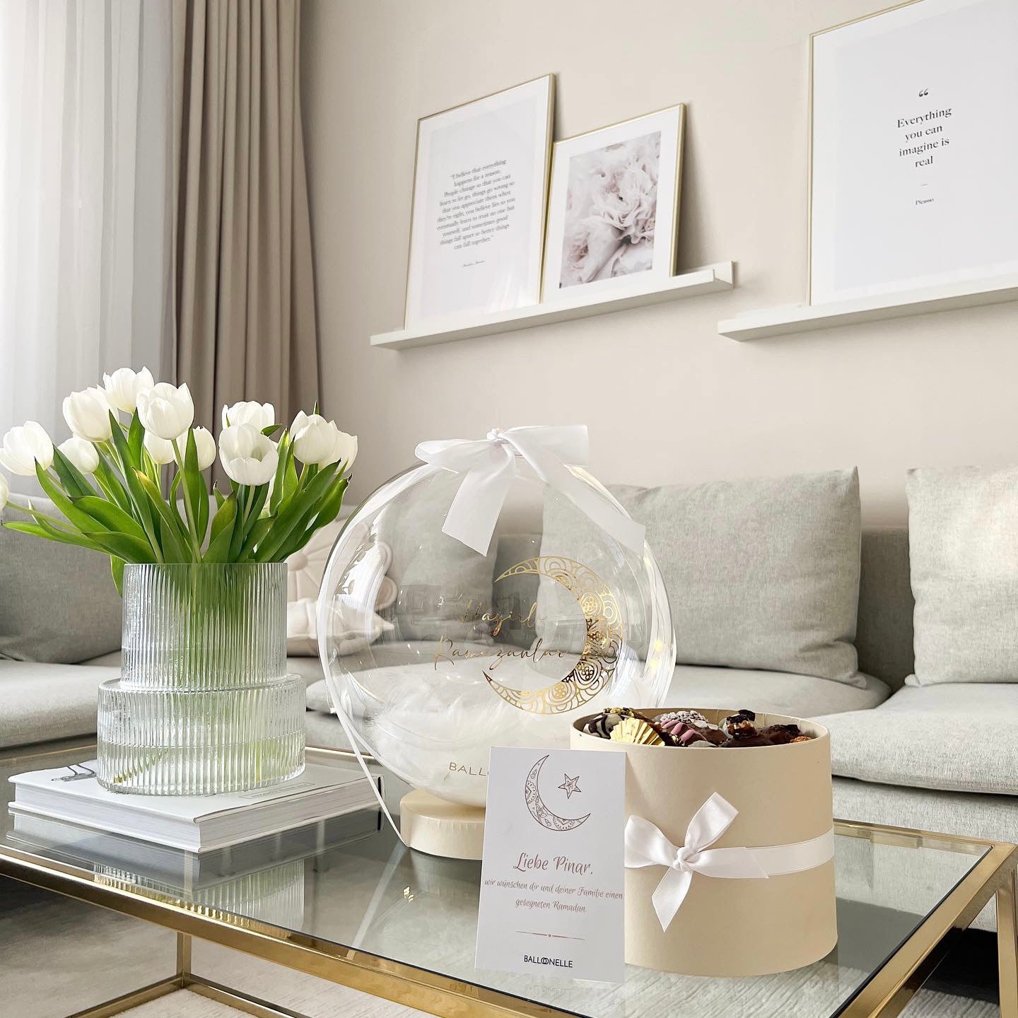 Personalisierte Ballon Ramadanbox mit Schoko Dattel & Lichterkette