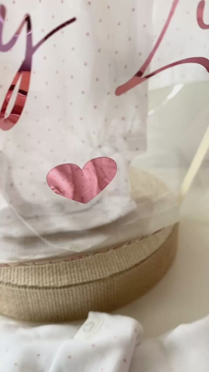 Ballon Baby-Geschenkset Personalisiert 7-teilig gepunktetes Muster in Weiss/Mattrosa